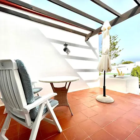 Bungalow For Nudists, With Freewifi And Great View Of The Pool *