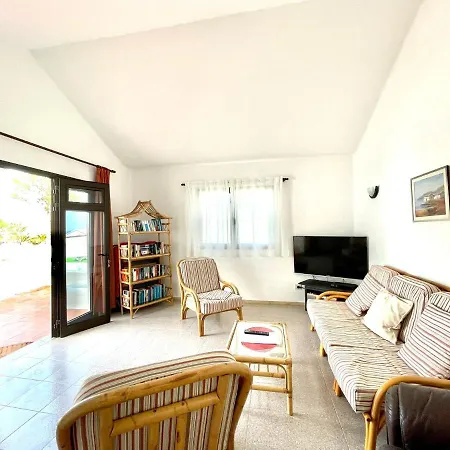 Bungalow For Nudists, With Freewifi And Great View Of The Pool *