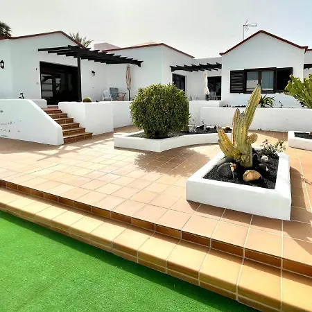 Bungalow For Nudists, With Freewifi And Great View Of The Pool Appartement